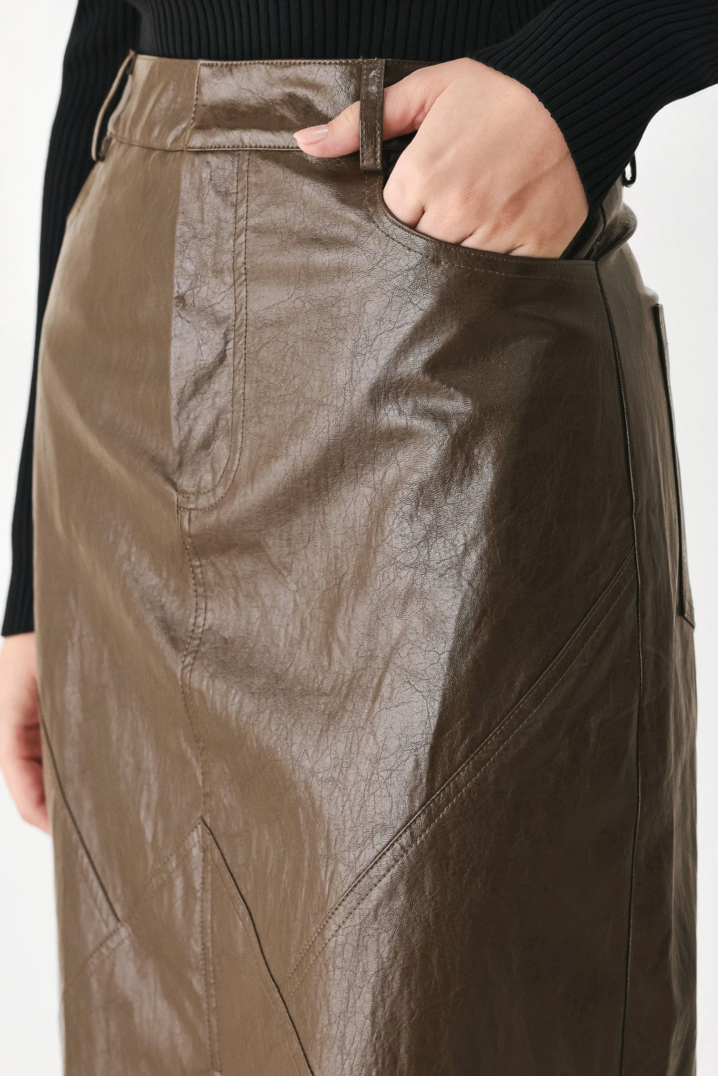 STONE LEATHER COLUMN FAUX LEATHER PENCIL SKIRT — additional view 4