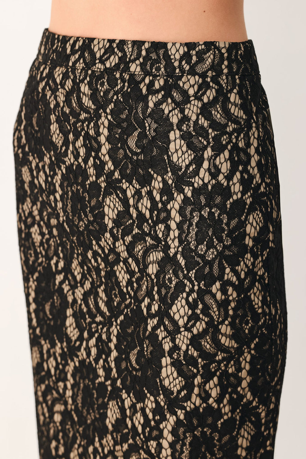 LACE THEORY BLACK LACE PENCIL MIDI SKIRT — additional view 4