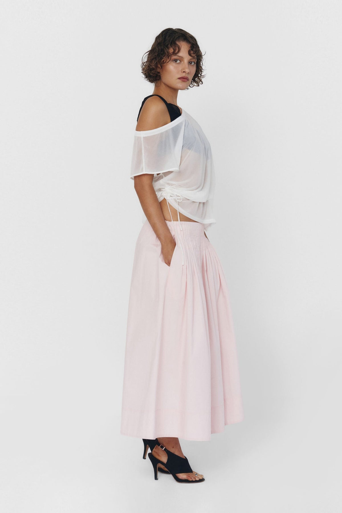 Uiara Pleated Midi Skirt