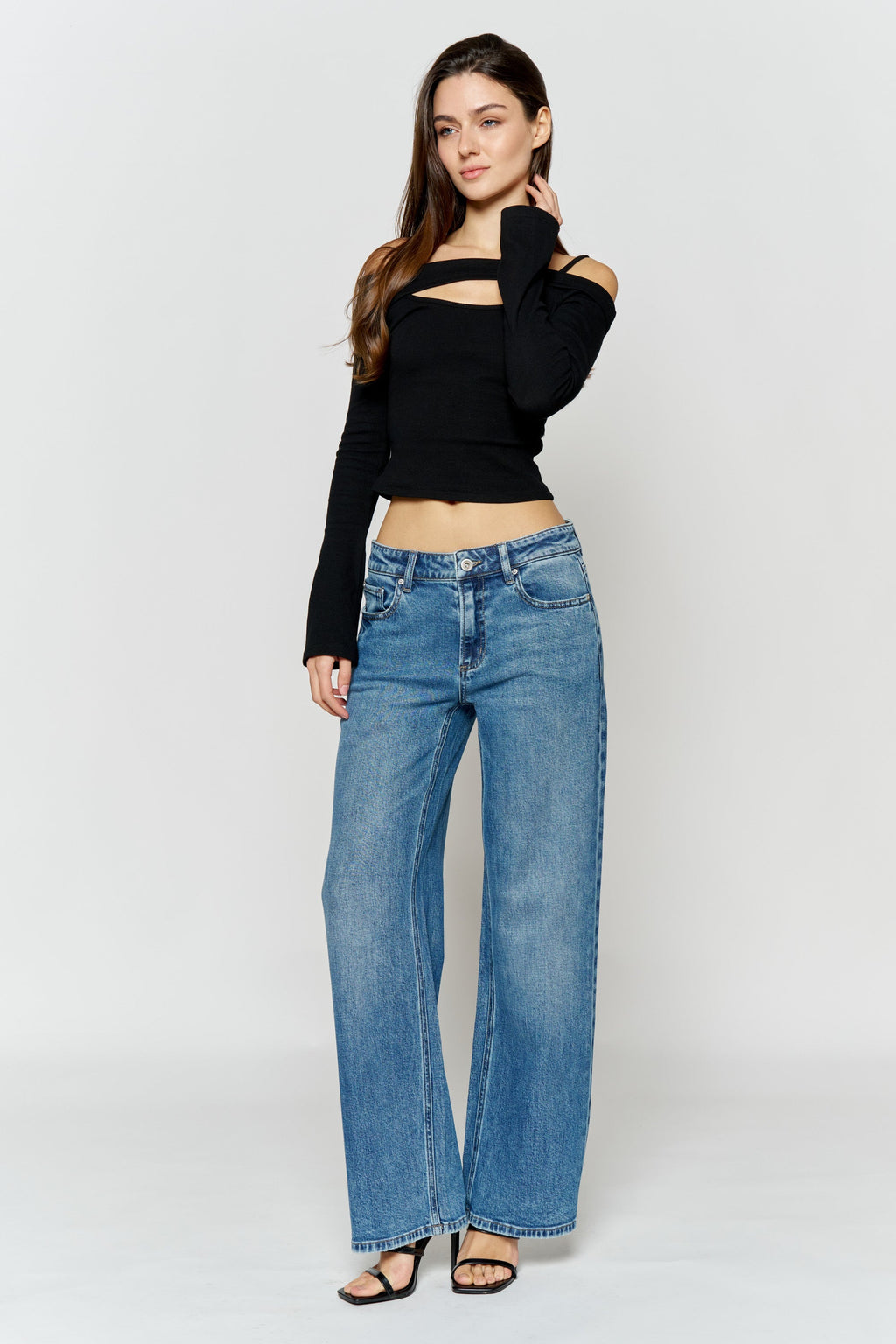 Mid Waist Relaxed Wide Leg Jeans — additional view 4