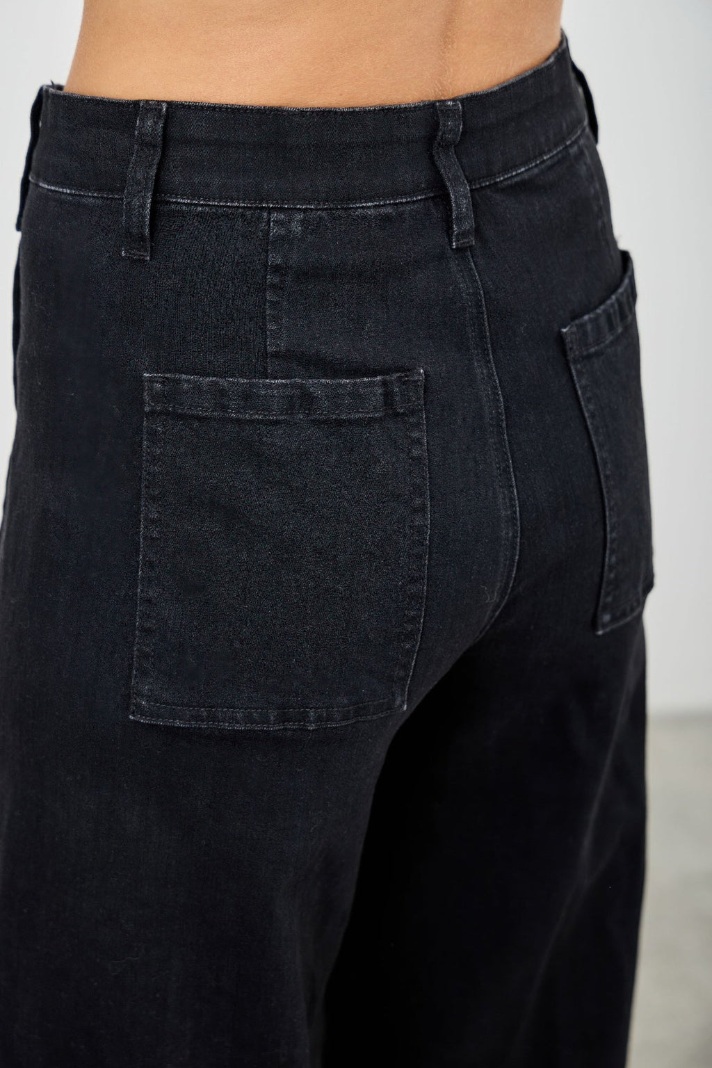 Front-Pleat Straight Jeans — additional view 11